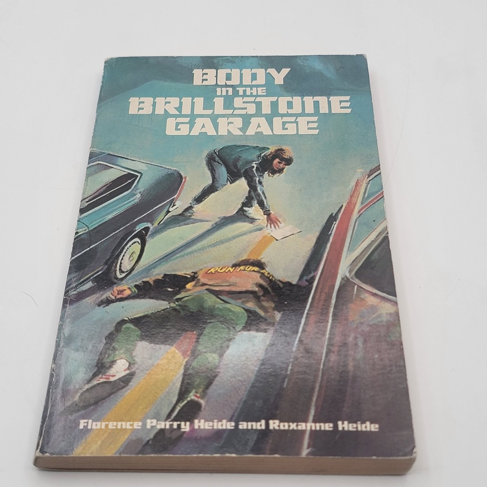 Florence Parry Heide Body in the Brillstone Garage Paperback 1983 Weekly Reader